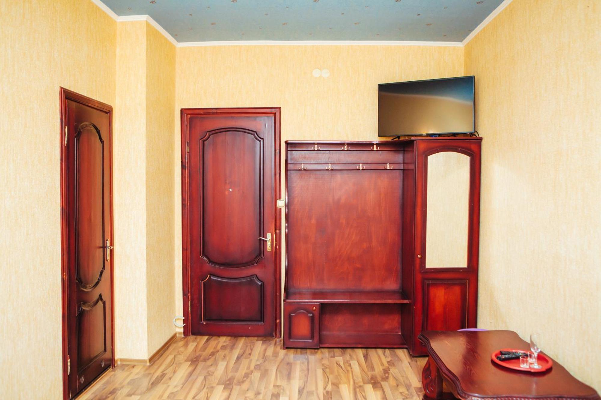 Європа Готель Solomonovo Esterno foto
